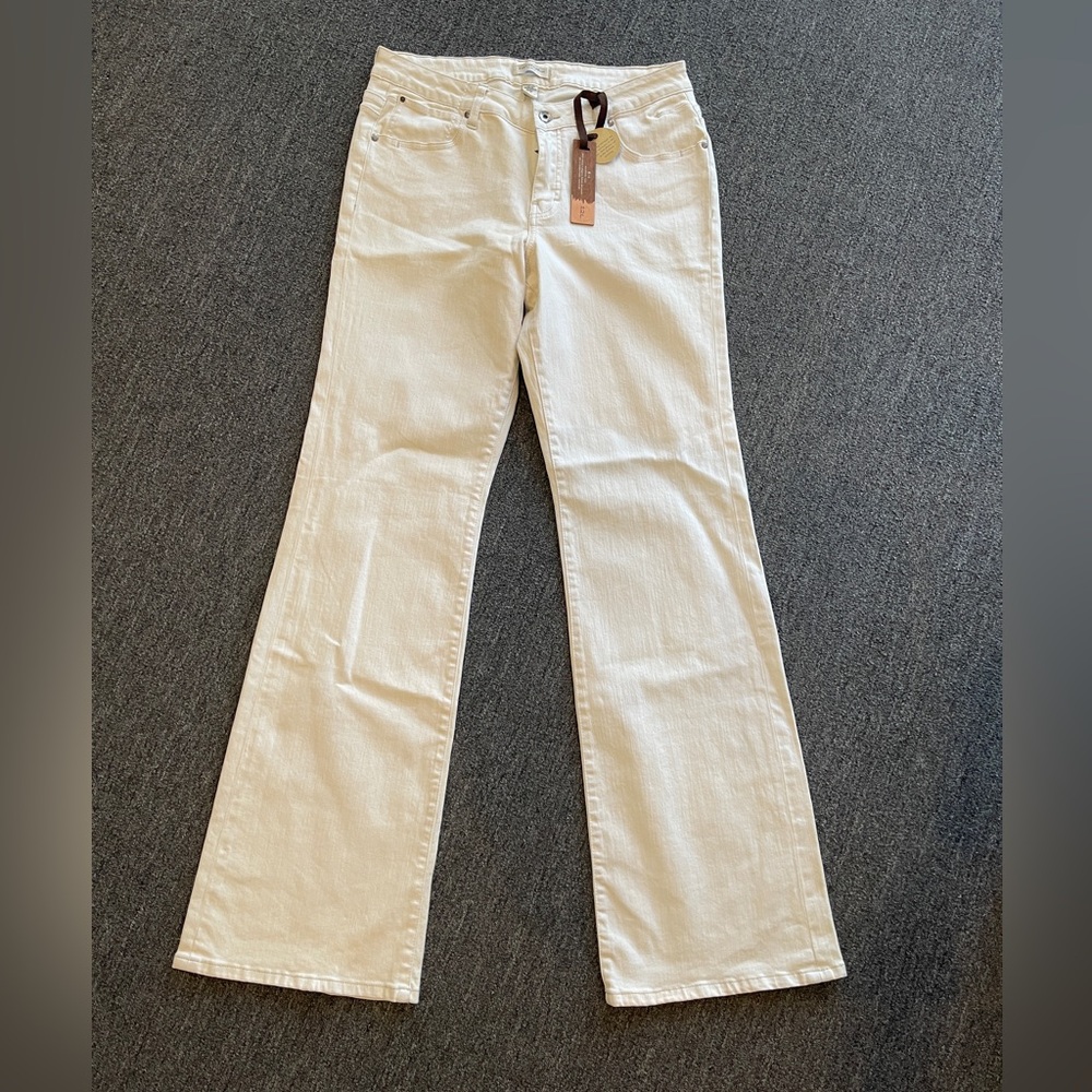 Christopher Blue Cream Flare Wide Leg Stretch Jeans size 12 Long NWT